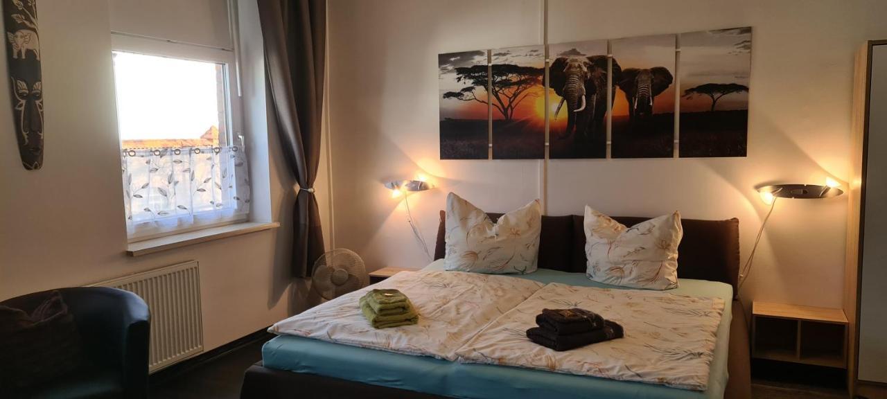 Gaesteappartements "Purefitness" Am Elberadweg In Tangermuende Luaran gambar