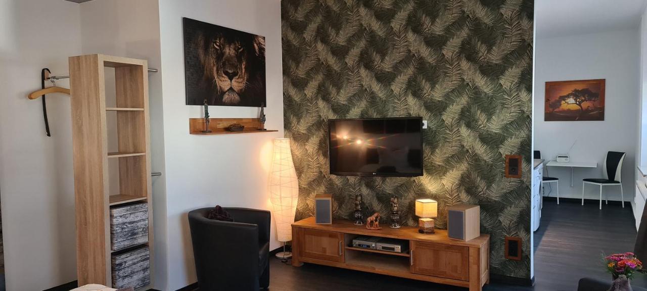 Gaesteappartements "Purefitness" Am Elberadweg In Tangermuende Luaran gambar